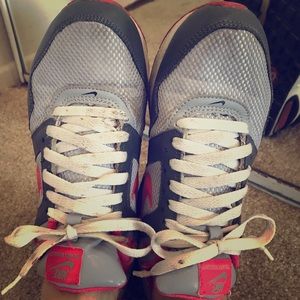 Nike Air Max size 7.5